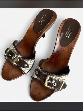 Y2K GUESS Brown Logo Buckle Slide Sandals